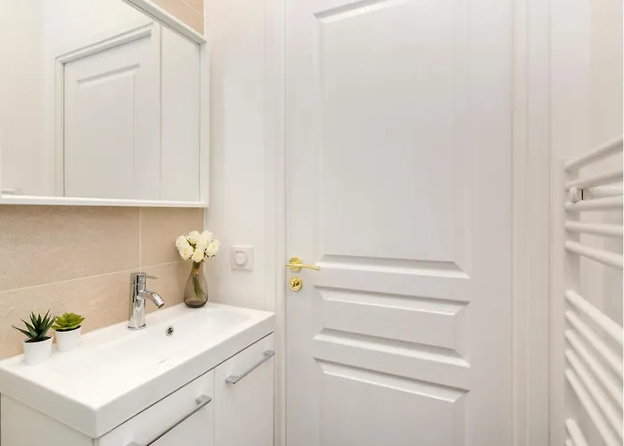 Merveil - Family - Opera - Caumartin I * パリ