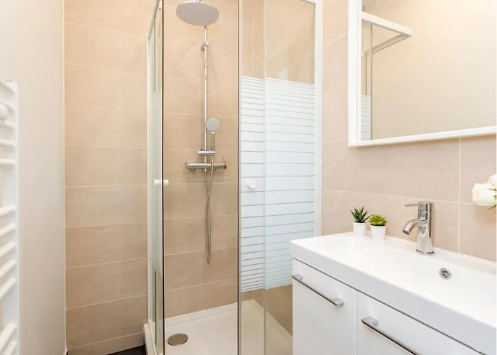 Merveil - Family - Opera - Caumartin I * パリ